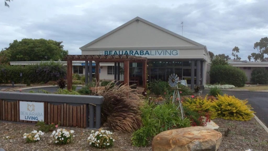 Beauaraba living-1