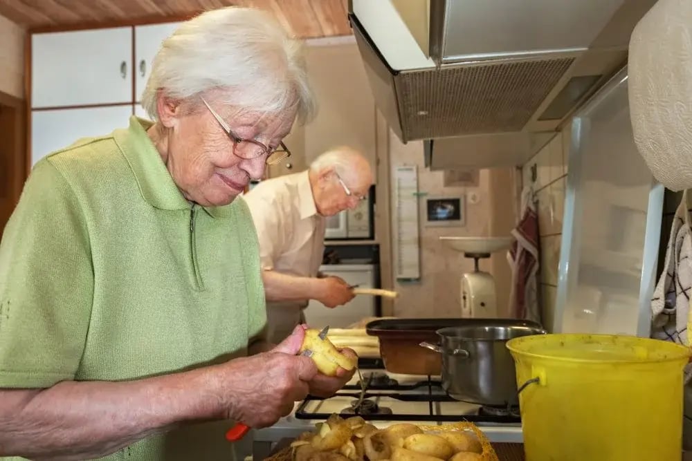 promoting-independence-residents-cooking
