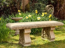 Woodlands-HillBrow-residential-care-home-gardens