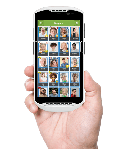 PCS Digital Care System - Phone in hand - All ages (1)